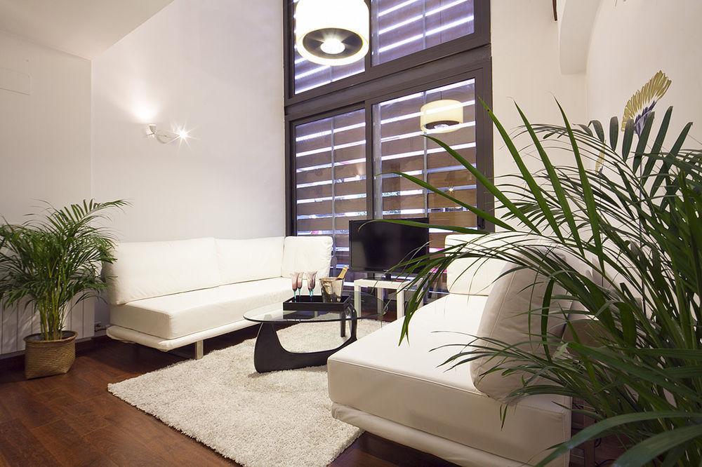 My Space Pool Gracia * Barcelona